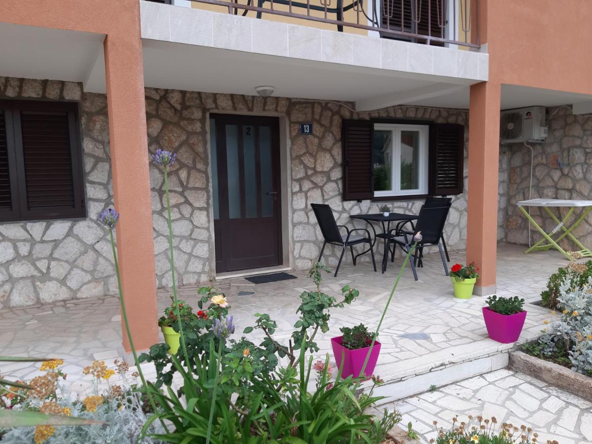 Apartmani Ana เซรส ภายนอก รูปภาพ