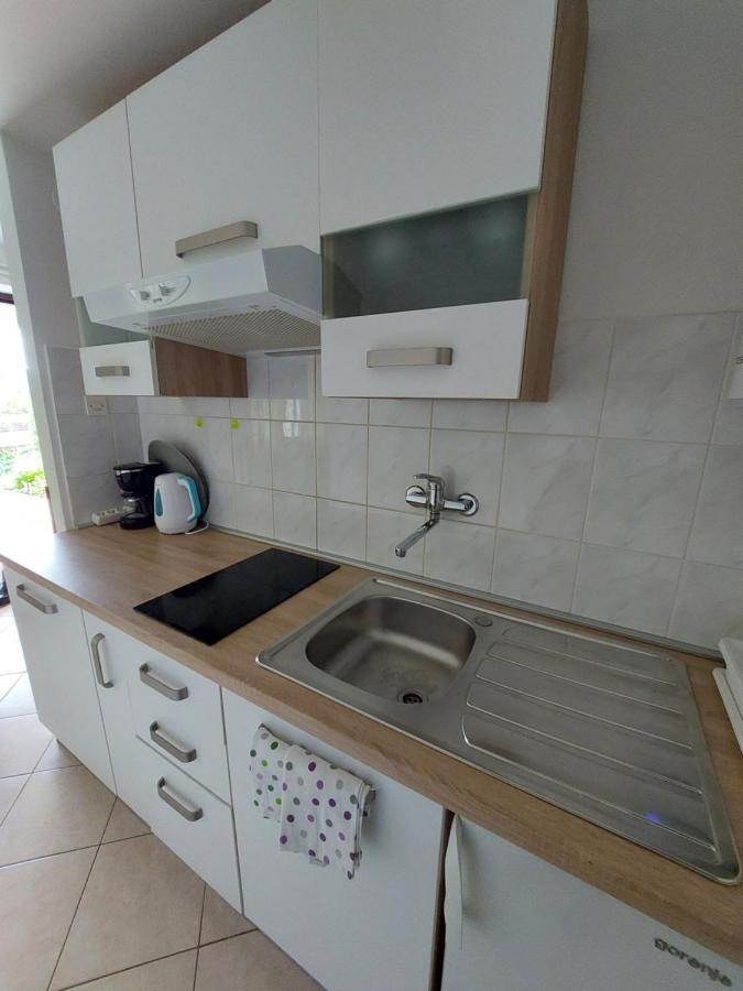 Apartmani Ana เซรส ภายนอก รูปภาพ